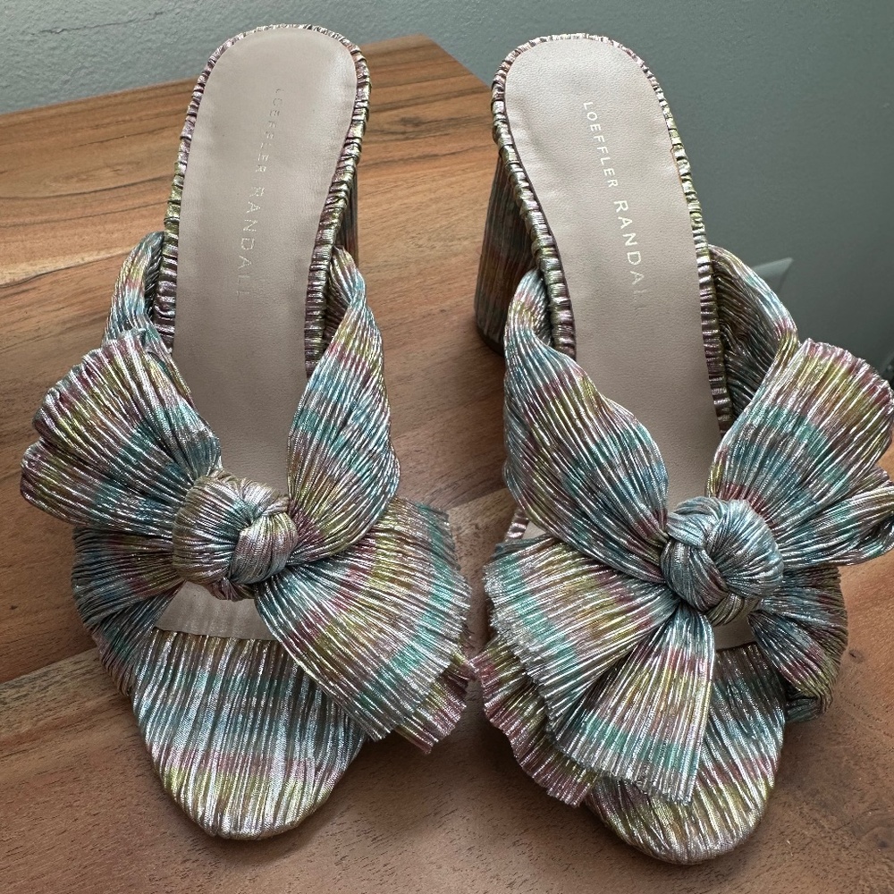 LOEFFLER RANDALL Penny Pleated Bow Heels sz 6.5.  VGC